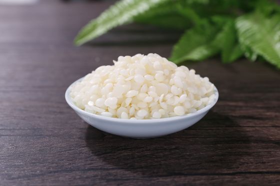 kupować W pełni rafinowany wosk parafinowy 80 # do palet z woskiem kosmetycznym Biały wosk mikrokrystaliczny produkcja online