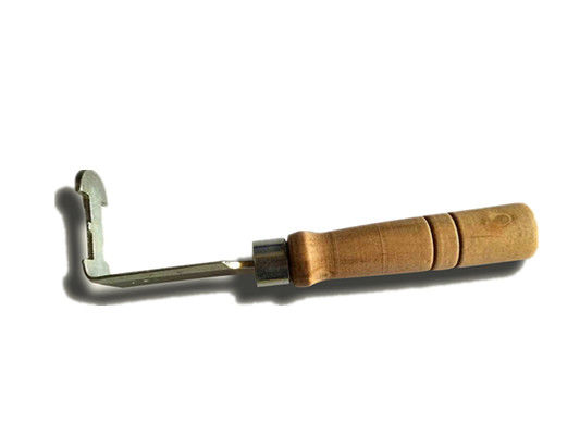kupować Plated Steel Bee Hive Equipment Środek do czyszczenia ram ula z drewnianą rączką do czyszczenia produkcja online