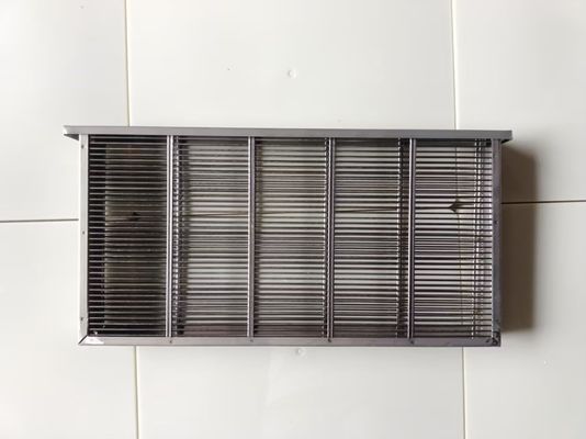 kupować Wielkość hurtowa Włoskie urządzenia do kontroli pszczół królowej z podwójnymi ramami z stali nierdzewnej produkcja online