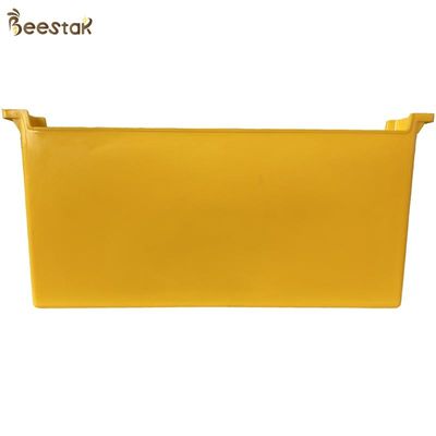 kupować 4L Plastic Bee Feeder Plastic Yellow Beekeeping Hive Tool Feeder Z Akcesoriami produkcja online
