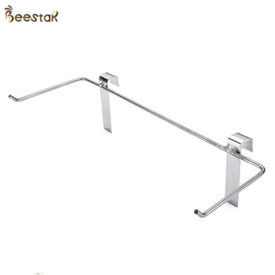 kupować Narzędzia pszczelarskie ze stali nierdzewnej 46 * 6 * 2,6 cm 38 * 6 * 2,6 cm Uchwyt ramy ula pszczół produkcja online